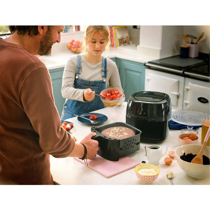 Фритюрниця Russell Hobbs SatisFry Rapid AirFryer 4л з нержавіючої сталі, 7 функцій, 10 програм, без олії