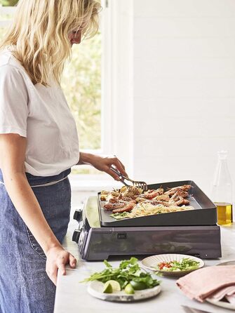 Електричний гриль-планча Cuisinart XL для дому, антипригарна знімна плита, 2-зонне регулювання температури до 260°C, гриль і гриль-гріддл для розваг, Teppanyaki