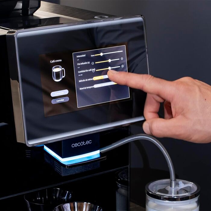 Кавомашина автоматична Cecotec Cremmaet Touch OCS 1450W з TFT-екраном та системою Thermoblock, 15 bar, 1.5л резервуар для води, 290г для кавових зерен, 600мл для молока, автоматичне очищення