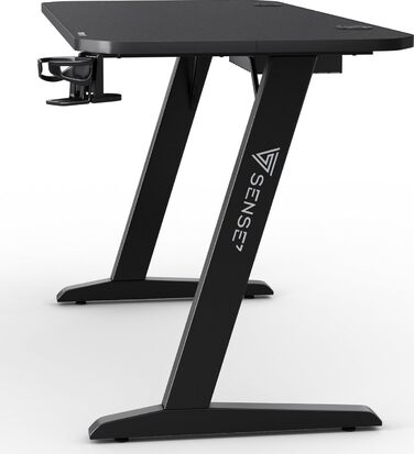 Ігровий стіл SENSE7 Nomad Basic 140x60 см, комп'ютерний стіл з гачком для навушників, підстаканником, тримачем для контролера, ергономічний, карбонова поверхня