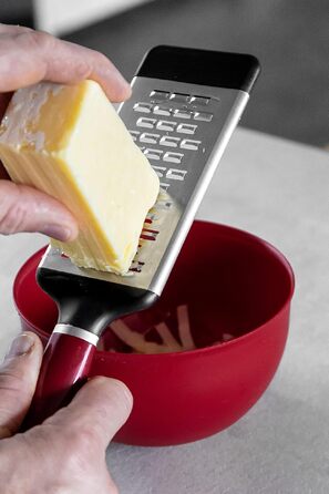 Терка KitchenAid двостороння з нержавіючої сталі Almond Creme (середня) – для сиру, овочів, шоколаду