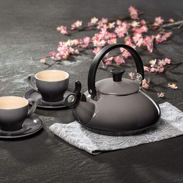 Емальований чайник Le Creuset Zen, 1.6 л, сталевий, колір Ofenrot (червоний)