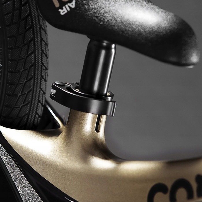 Беговел Cariboo Magnesium Air 12