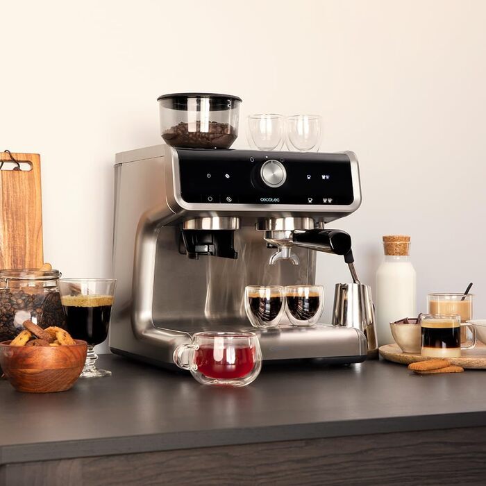 Еспресо-машина Cecotec Cumbia Power 20 Barista Aromax: 2900 Вт, 2 системи нагріву, 20 бар, манометр, подвійний фільтр