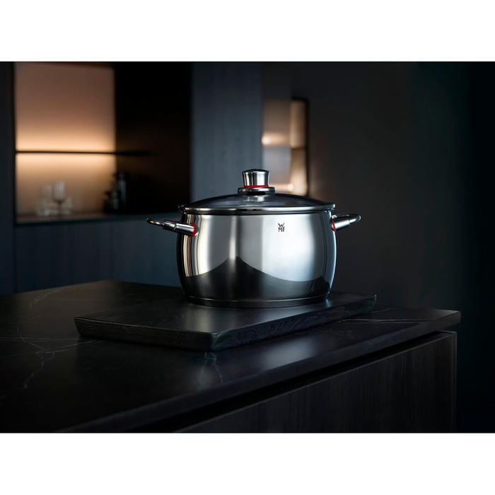 Набір каструль WMF Quality One 5 шт для індукції, полірована нержавіюча сталь з кришками, без покриття, з паровідводом