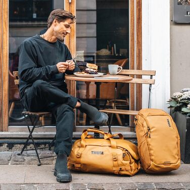Рюкзак для ноутбука Thule Chasm L (26 л, Goldbraun) — місткий міський рюкзак