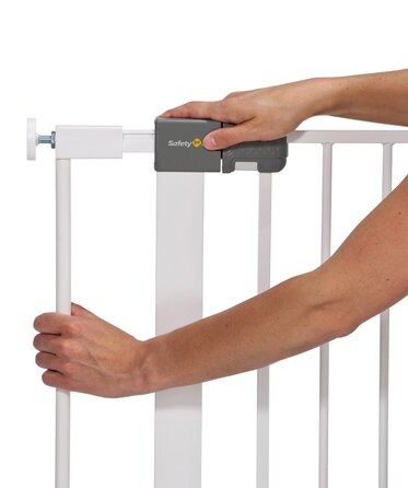 Захисний бар'єр для сходів Safety 1st Quick Close Plus, білий, металевий, розширюваний до 136 см