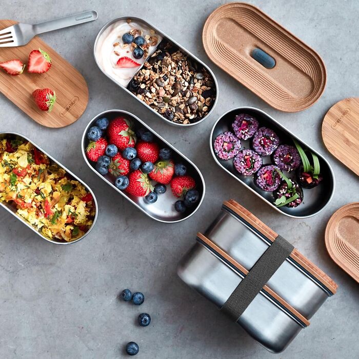 Ланч-бокс Bento BLACK+BLUM з нержавіючої сталі та бамбуковою кришкою, 2x500 мл, герметичний, з вилкою, розділювачем і обробною дошкою, Sara Kiyo Popowa Edition, для дорослих