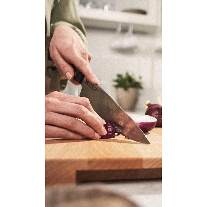 Кухонний ніж ZWILLING Gourmet Compact 20 см, нержавіюча сталь, ергономічна ручка, чорний, Made in Germany