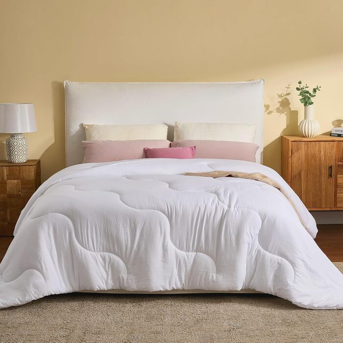 Всесезонна ковдра BEDLORE 135x200 см, дихаюча та м'яка підковдра білого кольору