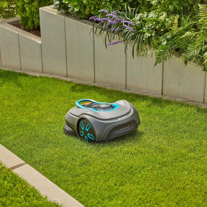 Робот-газонокосачка Gardena Smart Sileno Free Set 600 м²: LONA Intelligence, Trim-to-Edge, без кабелю, тиха робота, керування через додаток (19921-20)