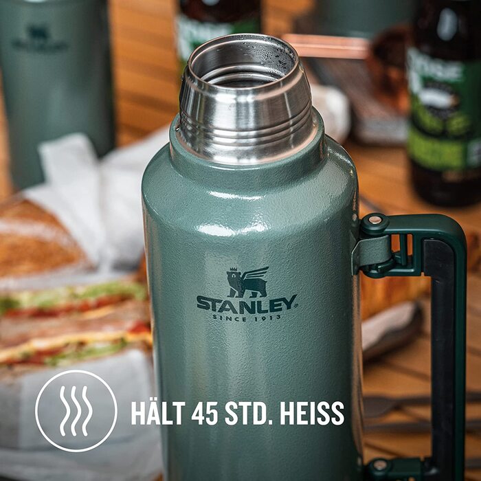 Термос Stanley Classic Legendary 1.9 л, нержавійка, зелений, тримає тепло/холод до 48 годин, BPA-free, можна мити в посудомийці
