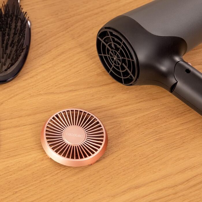 Фен для волосся Cecotec IoniCare Power&Go Black, 2400 Вт, з іонізацією та сумкою для зберігання, чорний