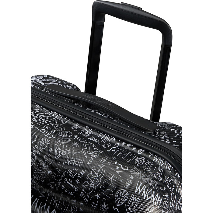 Дорожня валіза American Tourister Marvel Legends Spinner S 55 см, 36 л, багатобарвна (Captain America City), матова