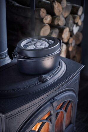 Чавунна гусятниця Le Creuset Doufeu, овальна, 32 см, для всіх плит і індукції, чорна