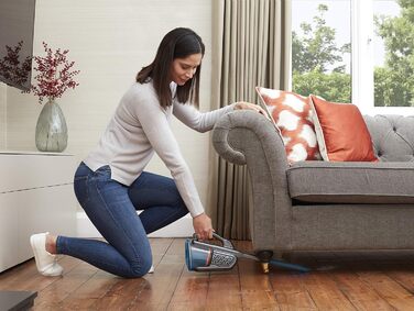 Акумуляторний ручний пилосос BLACK+DECKER BHHV320B, 12В, 25AW, циклонна фільтрація, без мішка, з висувною щілинною насадкою та зарядною станцією, титаново-синій
